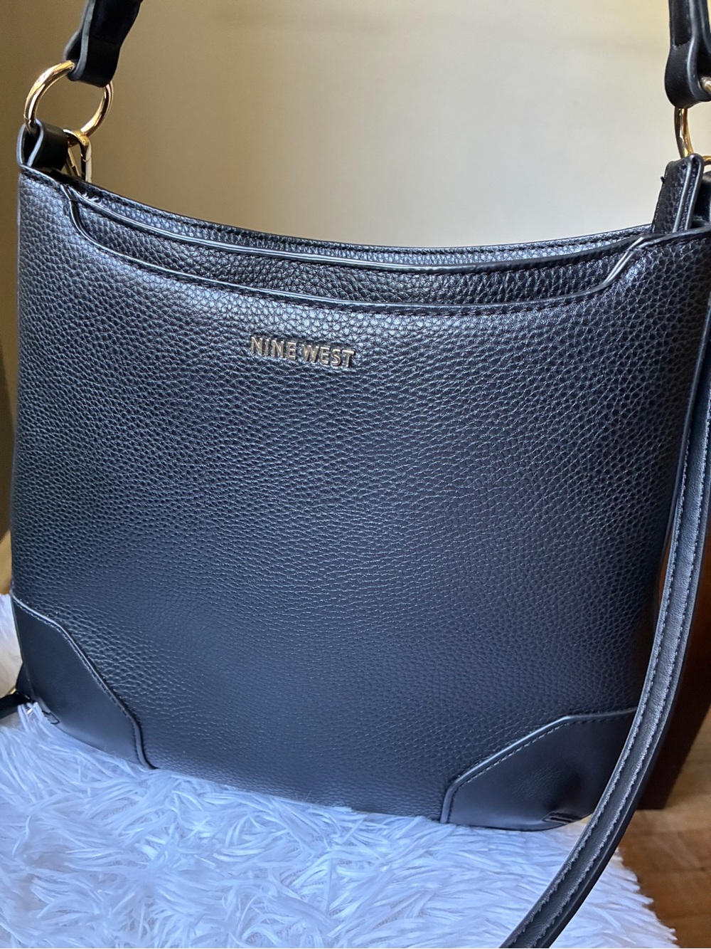Nine West Brooklyn Crossbody Swing Pack 🖤 - Picture 4 of 11